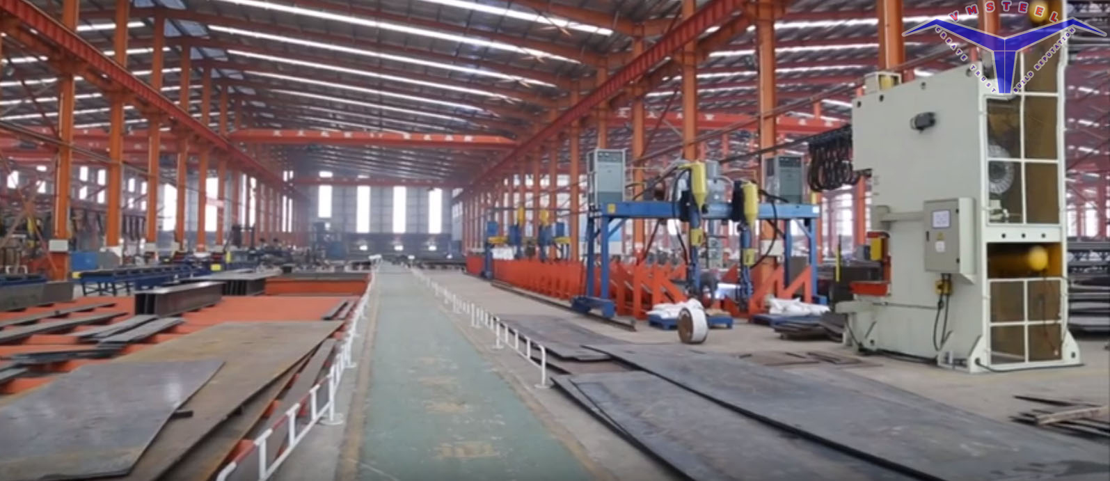 Nhá máy sản xuất gia công kết cấu thép vmsteel tại Hóc Môn, TP.HCM